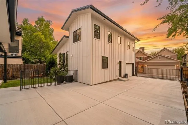 2227 Clarkson Street Denver, CO 80205