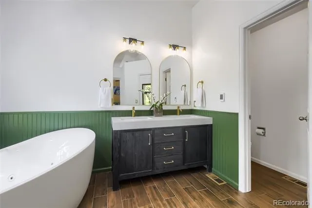 9837 Cypress Point Circle Lone Tree, CO 80124
