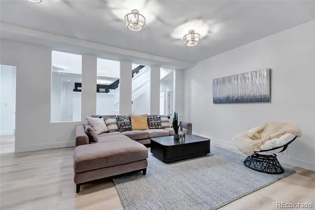 5200 Sunset Drive Bow Mar, CO 80123