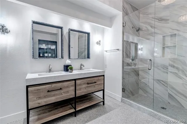 5200 Sunset Drive Bow Mar, CO 80123