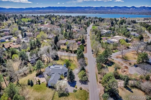 5200 Sunset Drive Bow Mar, CO 80123