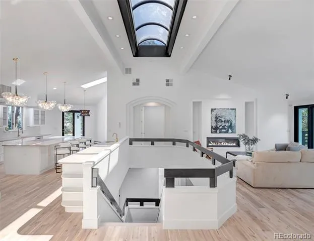 5200 Sunset Drive Bow Mar, CO 80123