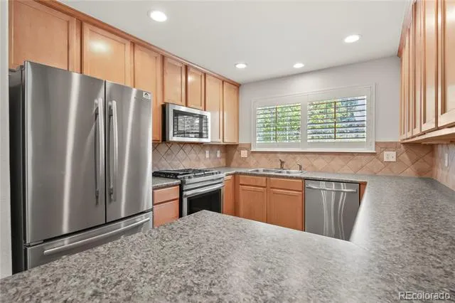 546 Lost Valley Point Castle Rock, CO 80108