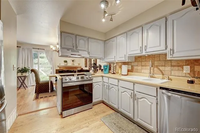 2939 S Lansing Way Aurora, CO 80014