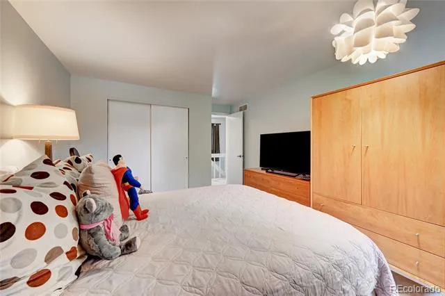 2939 S Lansing Way Aurora, CO 80014