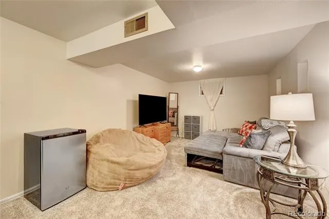 2939 S Lansing Way Aurora, CO 80014
