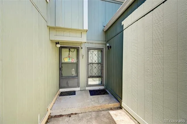 2939 S Lansing Way Aurora, CO 80014