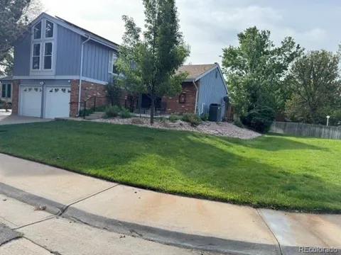 11410 E Bates Court