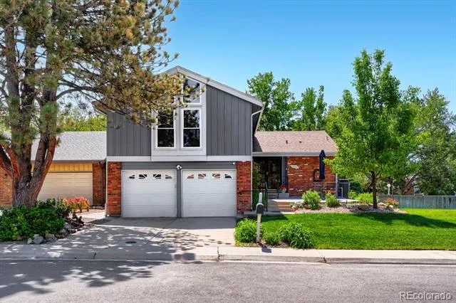 11410 E Bates Court Aurora, CO 80014