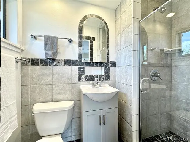 962 S Holly Street Denver, CO 80246