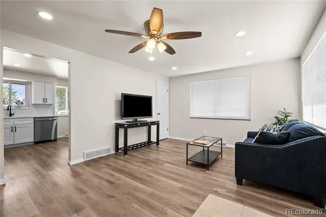 46 S Lowell Boulevard Denver, CO 80219