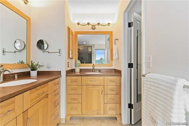 8642 Canongate Lane Highlands Ranch, CO 80130