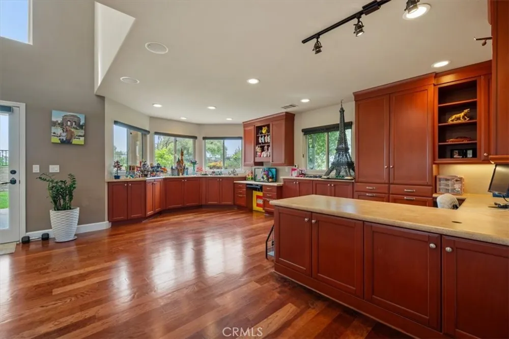 810 Fairway Vista Santa Maria, CA 93455