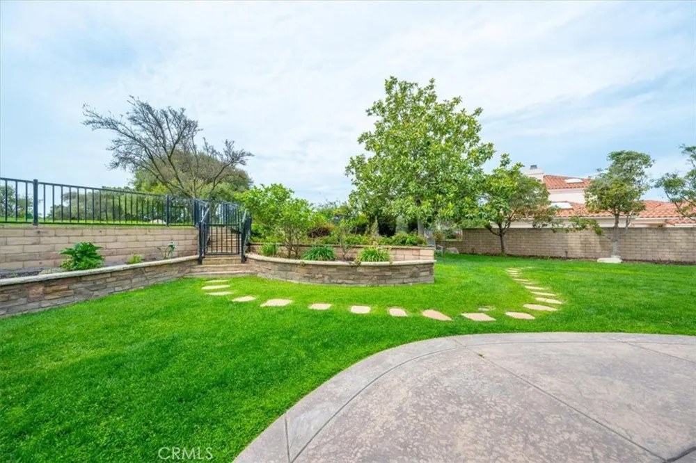 810 Fairway Vista Santa Maria, CA 93455