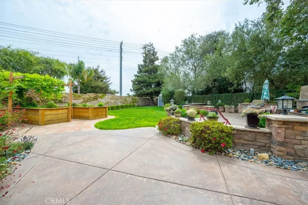 810 Fairway Vista Santa Maria, CA 93455