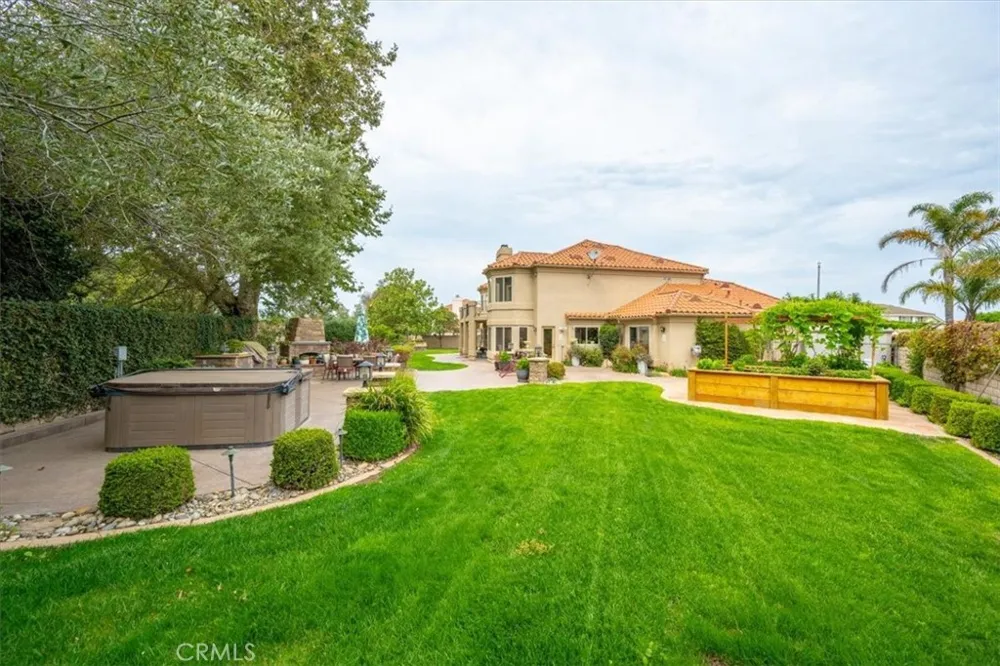 810 Fairway Vista Santa Maria, CA 93455