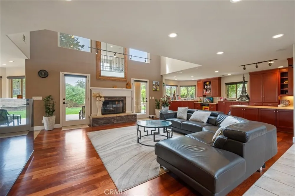 810 Fairway Vista Santa Maria, CA 93455