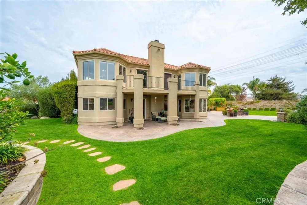 810 Fairway Vista Santa Maria, CA 93455