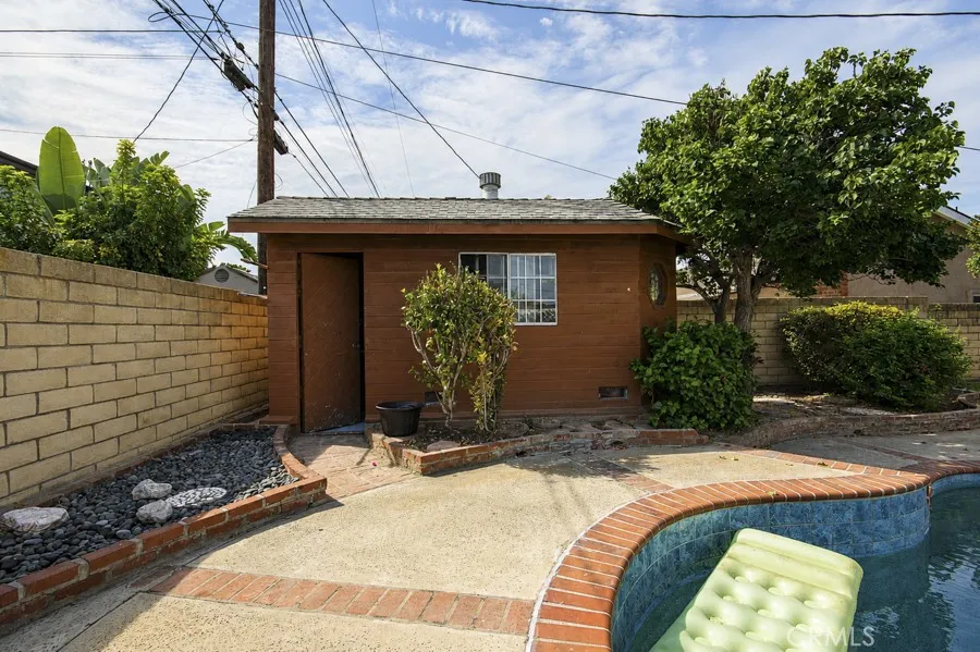 19832 Chesapeake Lane Huntington Beach, CA 92646