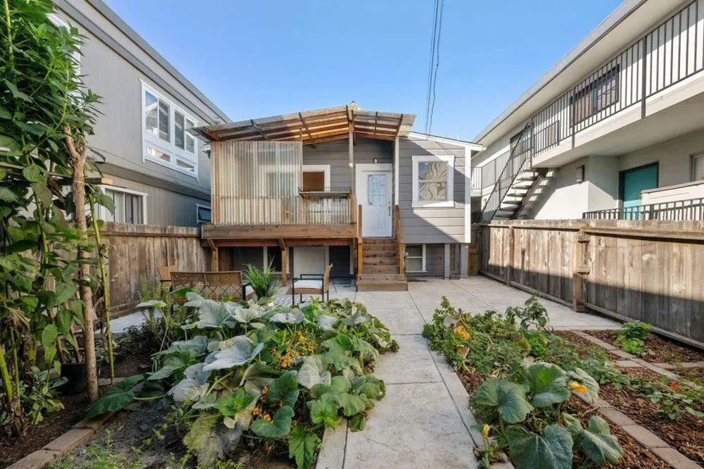 643 Grand Avenue South San Francisco, CA 94080