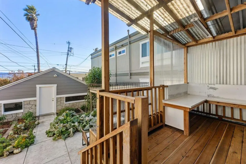 643 Grand Avenue South San Francisco, CA 94080