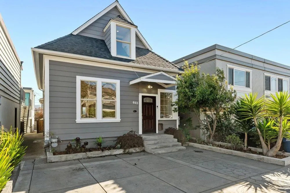 643 Grand Avenue South San Francisco, CA 94080