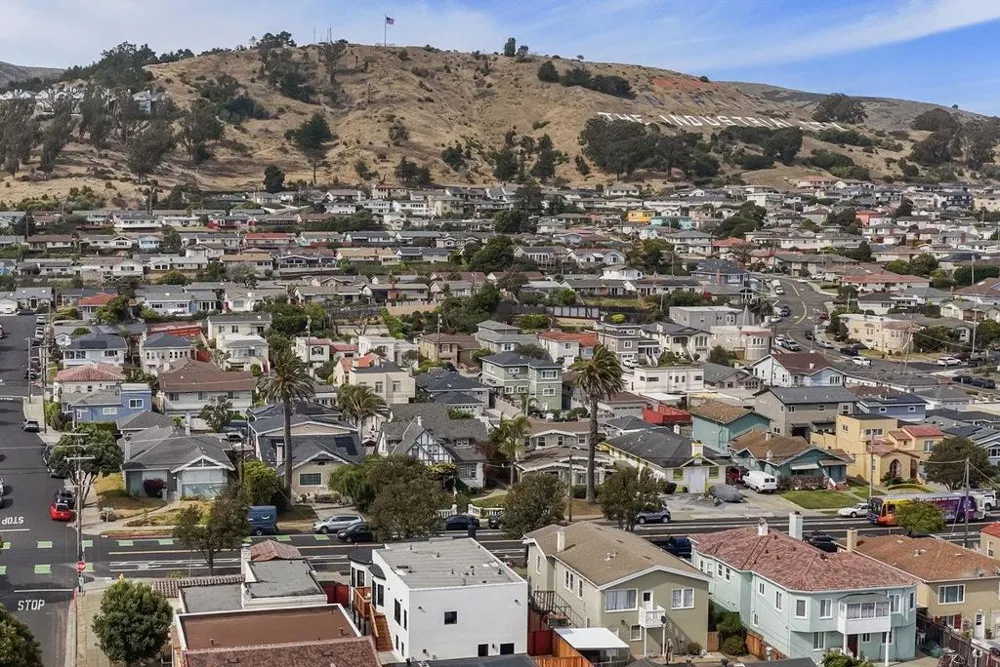 643 Grand Avenue South San Francisco, CA 94080