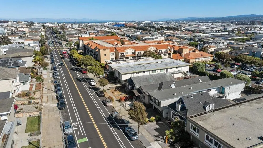 643 Grand Avenue South San Francisco, CA 94080