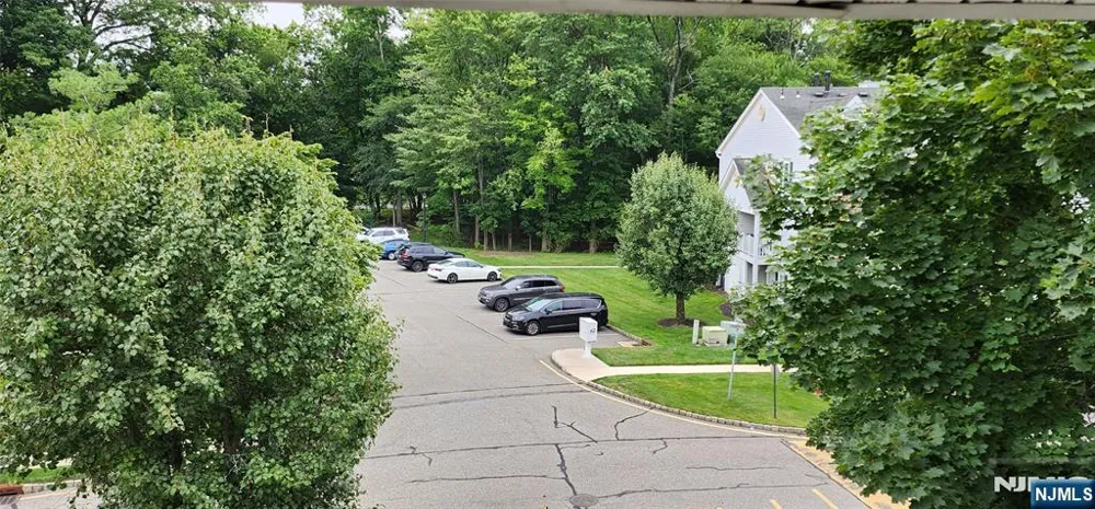 1265 Mulberry Drive Mahwah, NJ 07430