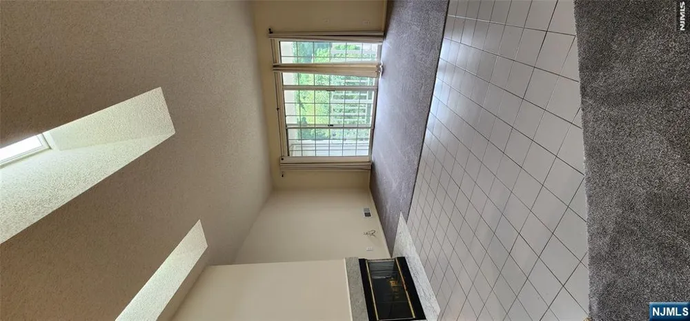 1265 Mulberry Drive Mahwah, NJ 07430