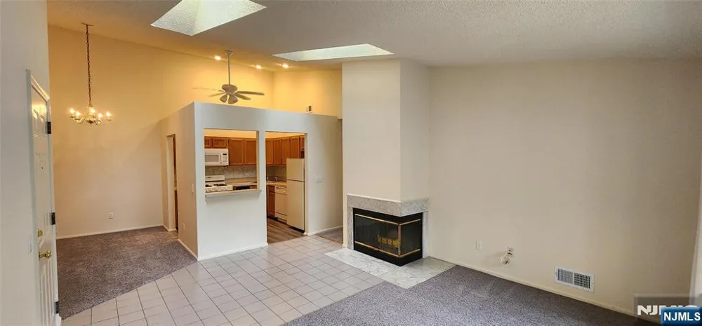 1265 Mulberry Drive Mahwah, NJ 07430