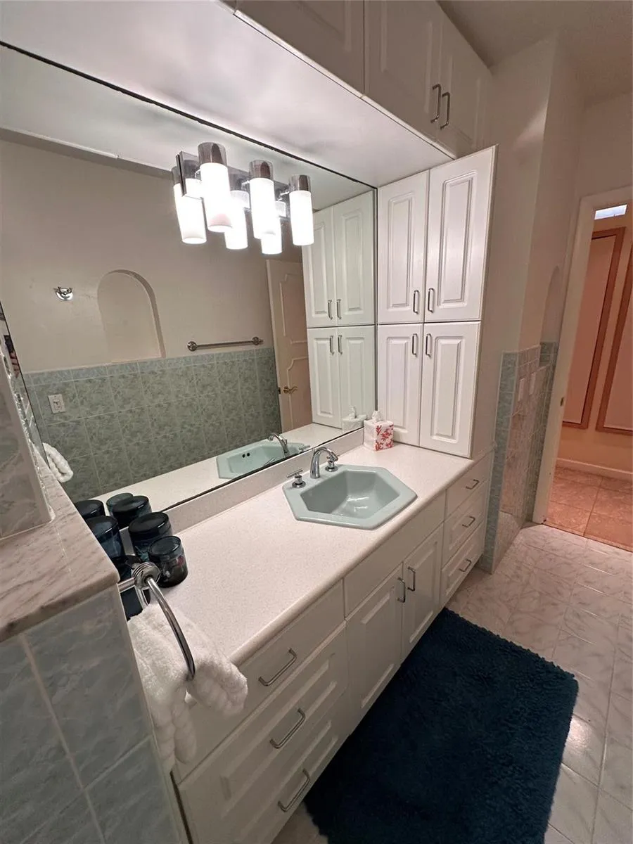2314 Desota Drive Fort Lauderdale, FL 33301