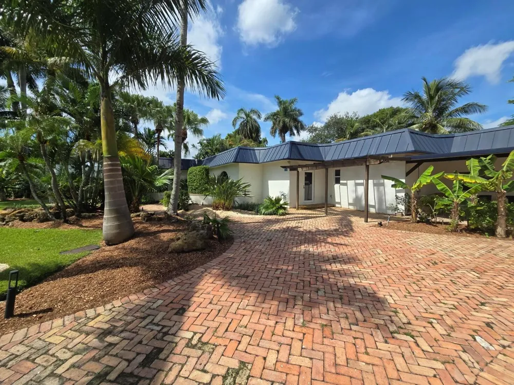 2314 Desota Drive Fort Lauderdale, FL 33301
