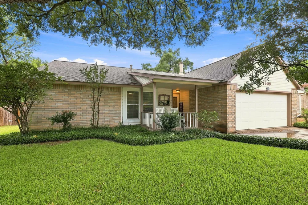 1509 Quail Run Road Pflugerville, TX 78660