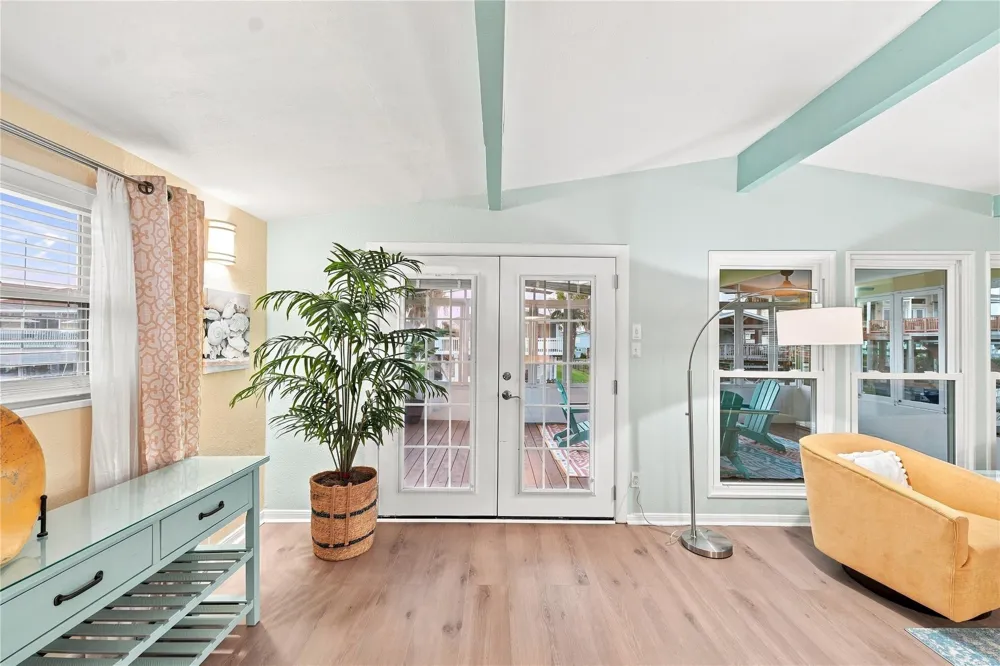 22118 Matagorda Drive Galveston, TX 77554
