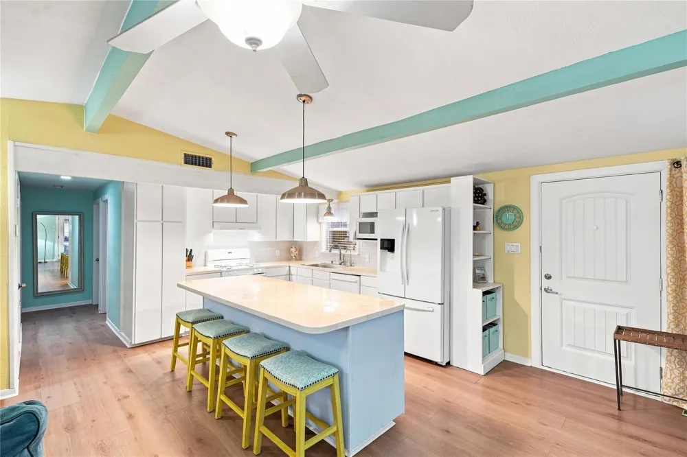 22118 Matagorda Drive Galveston, TX 77554