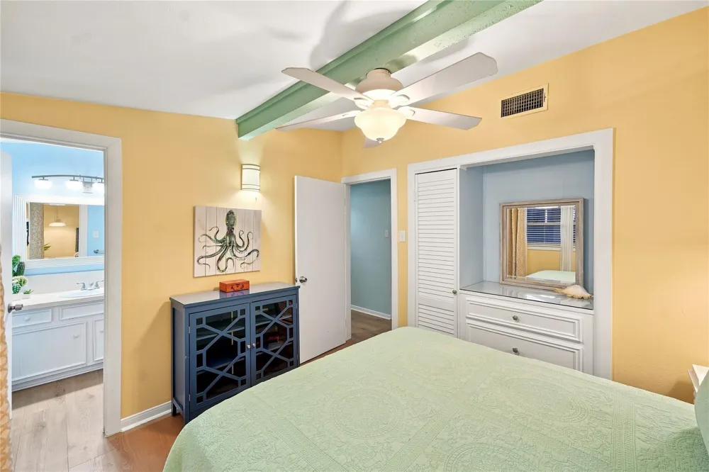 22118 Matagorda Drive Galveston, TX 77554