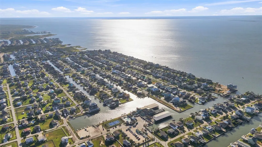 22118 Matagorda Drive Galveston, TX 77554
