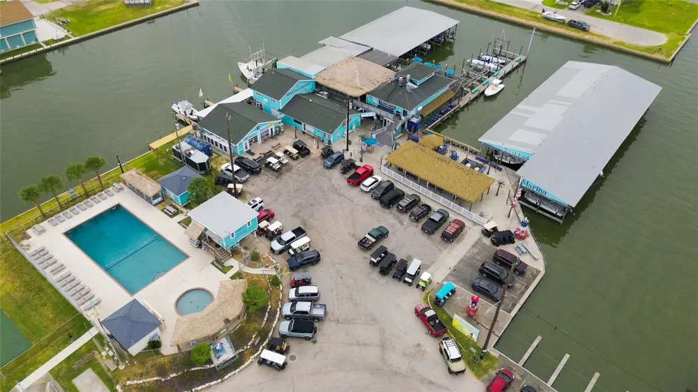 22118 Matagorda Drive Galveston, TX 77554