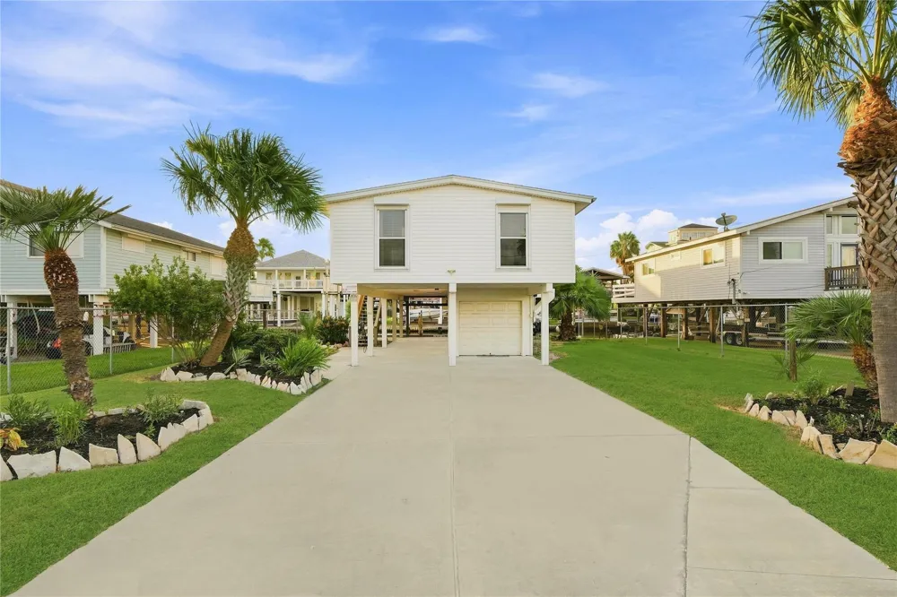 22118 Matagorda Drive Galveston, TX 77554
