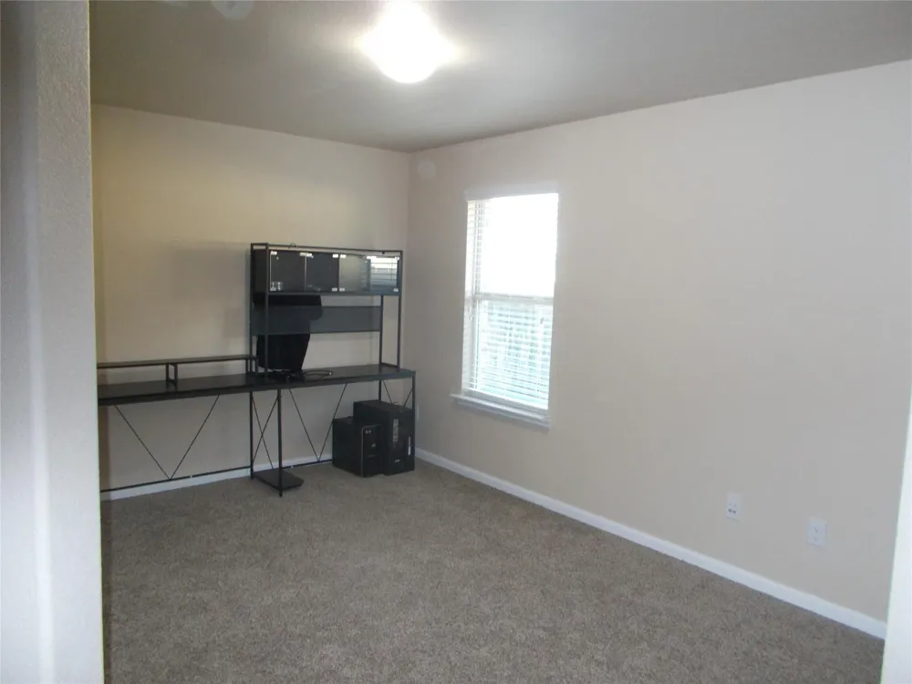 1830 Crystal Waters Drive Rosharon, TX 77583