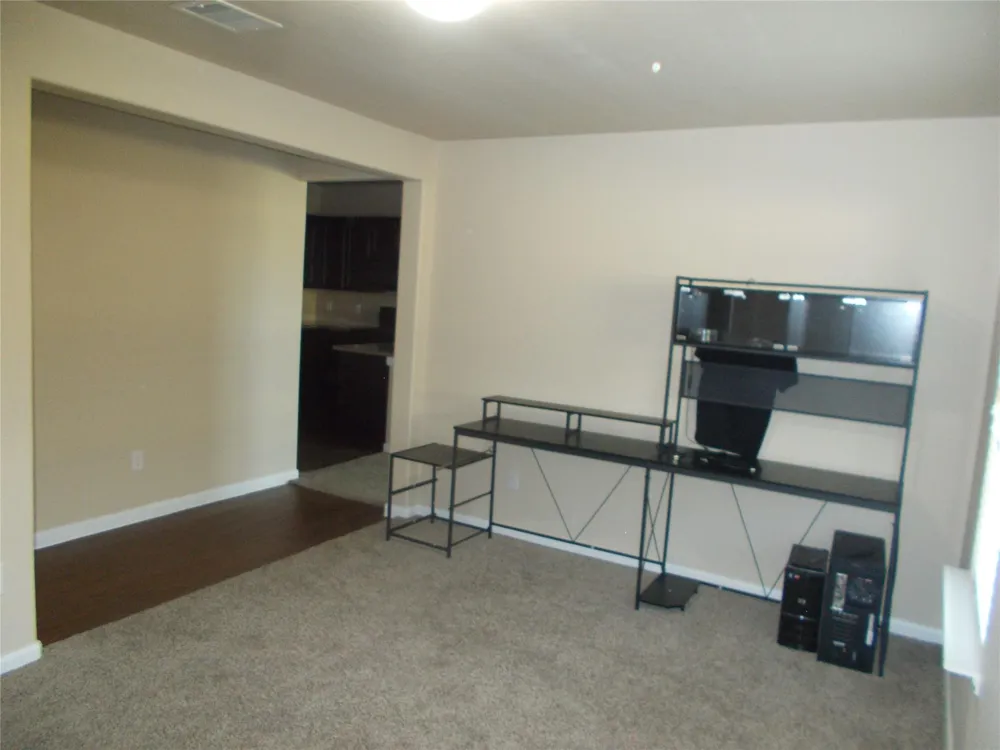 1830 Crystal Waters Drive Rosharon, TX 77583