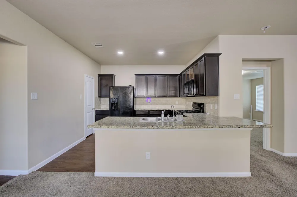 1830 Crystal Waters Drive Rosharon, TX 77583
