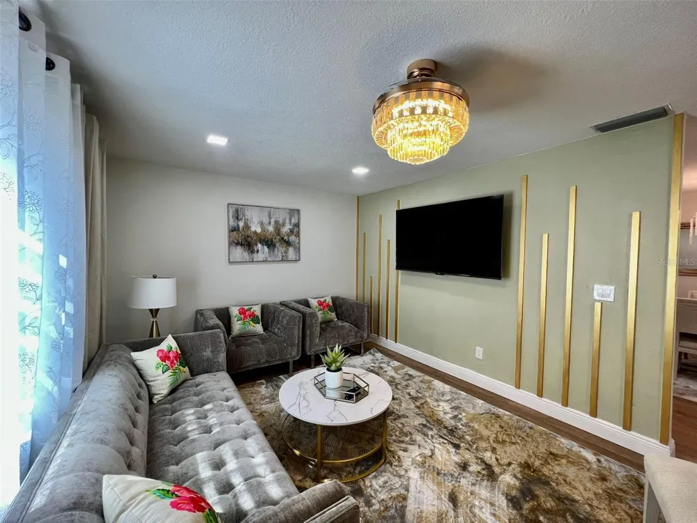 1443 JEFFORDS ST Clearwater, FL 33756