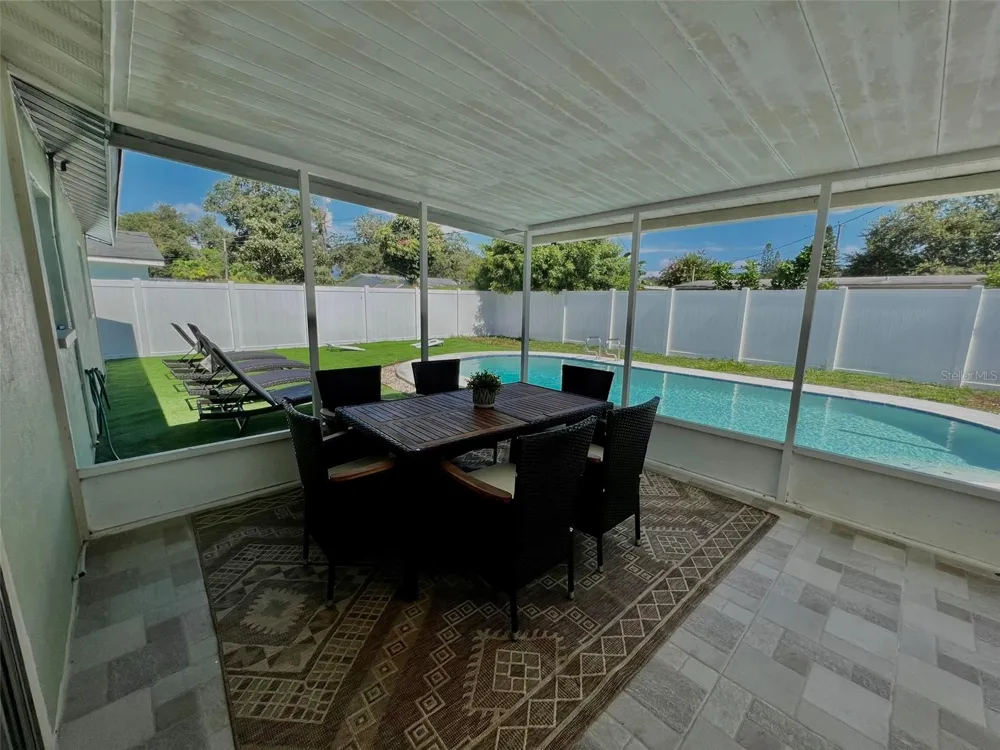 1443 JEFFORDS ST Clearwater, FL 33756