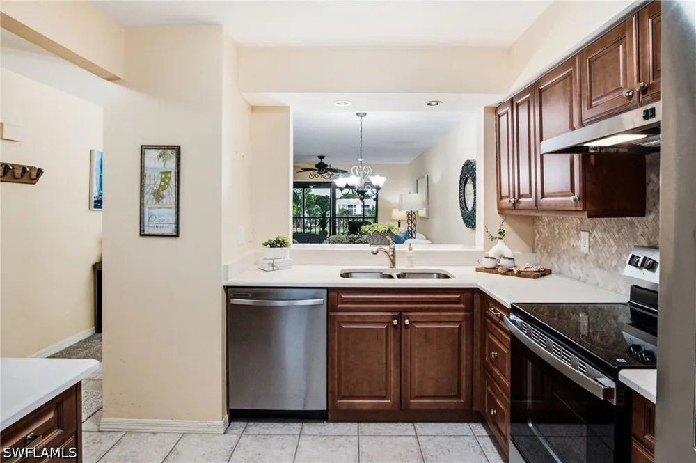 Fox Glen Drive #2302 Naples, FL 34104