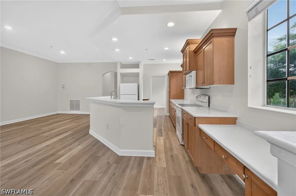 Piazza Del Lago Circle #202 Estero, FL 33928