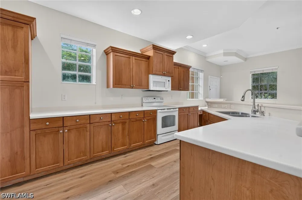 Piazza Del Lago Circle #202 Estero, FL 33928
