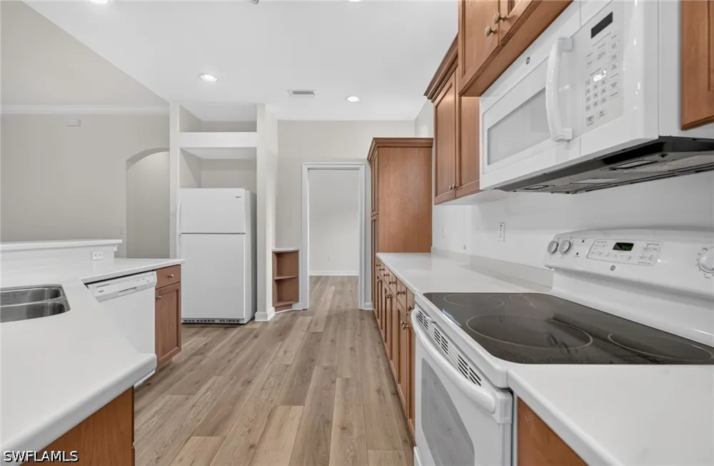 Piazza Del Lago Circle #202 Estero, FL 33928