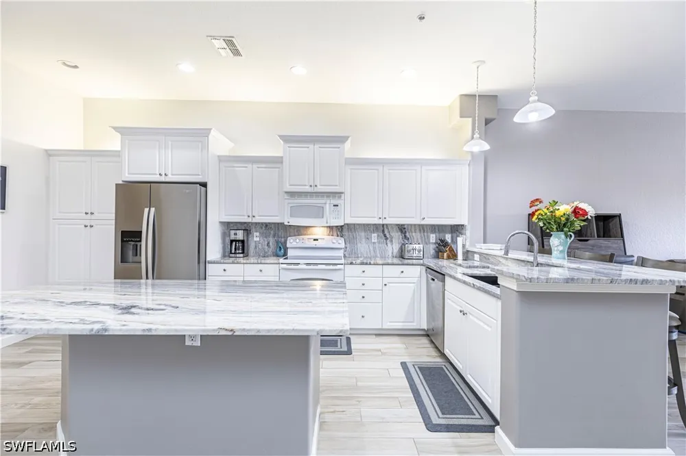 Piazza Del Lago Circle #203 Estero, FL 33928